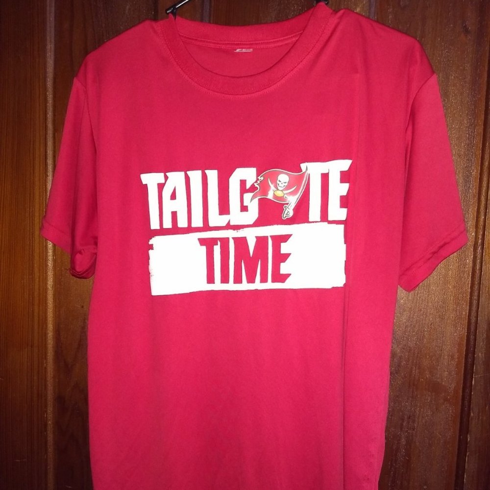 TAMPA BAY BUCS T-SHIRT // Buccaneers Promo NFL Football Tee Medium